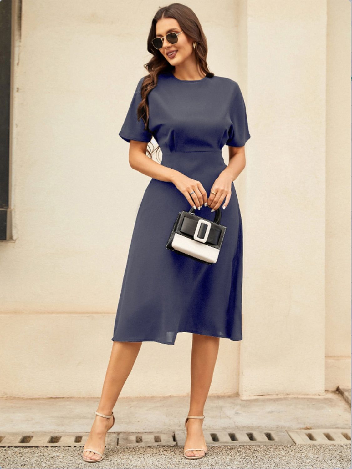 Round Neck Short Sleeve Midi Dress