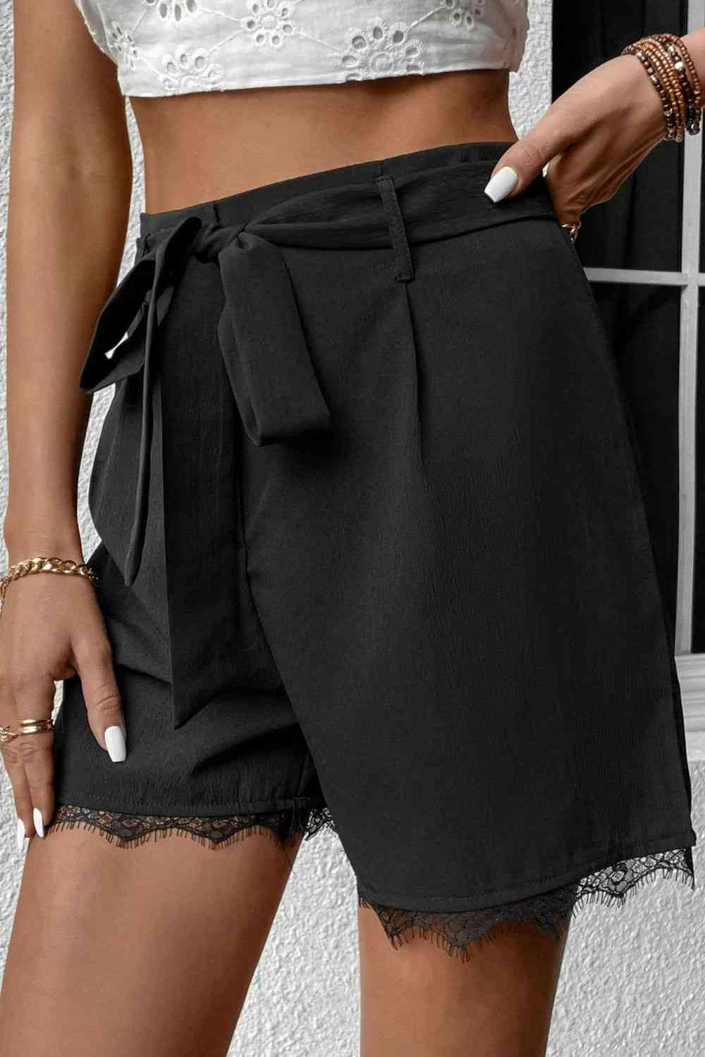 Tie Belt Lace Trim Shorts